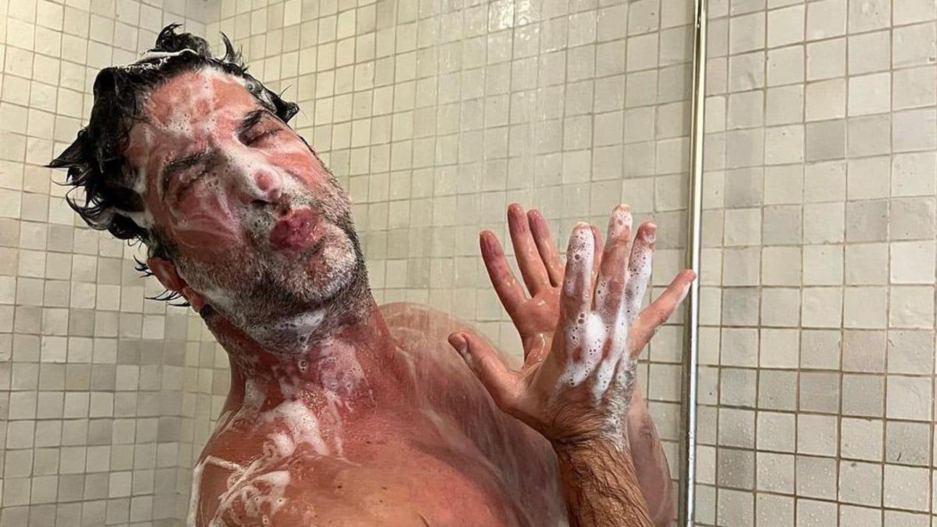 David Schwimmer teases Jennifer Aniston with a shower picture ahead of her LolaVie release