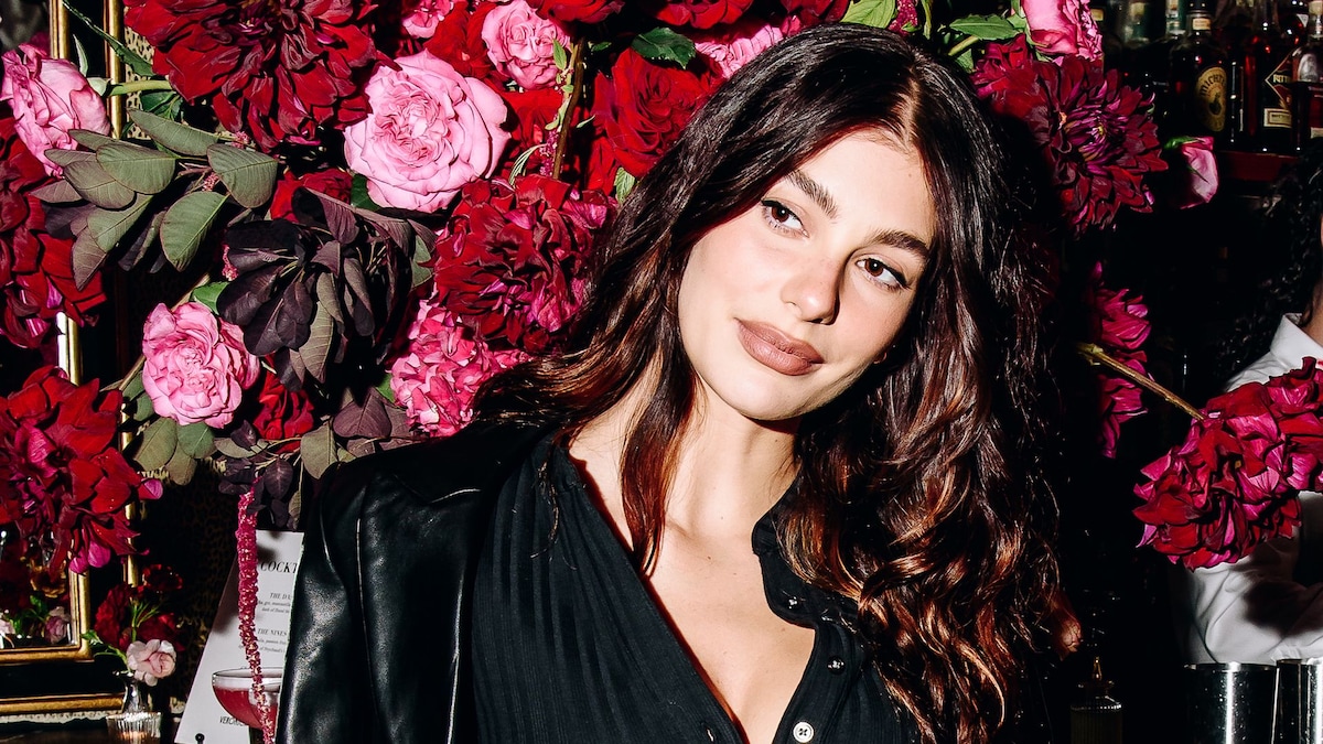 Camila Morrone shares sweet sunset kiss with Kaia Gerber in birthday tribute