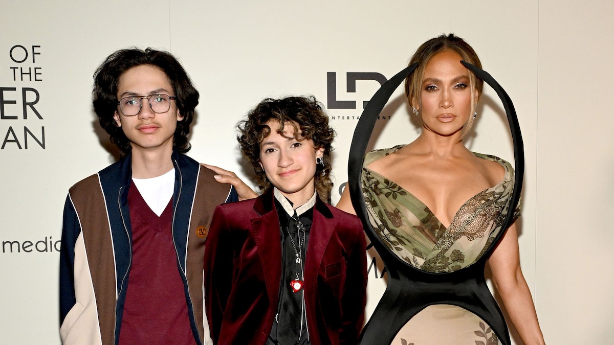 Jennifer Lopez and Marc Anthony’s kids proudly pose next to their mom at the premiere of 'Kiss of the Spider Woman'