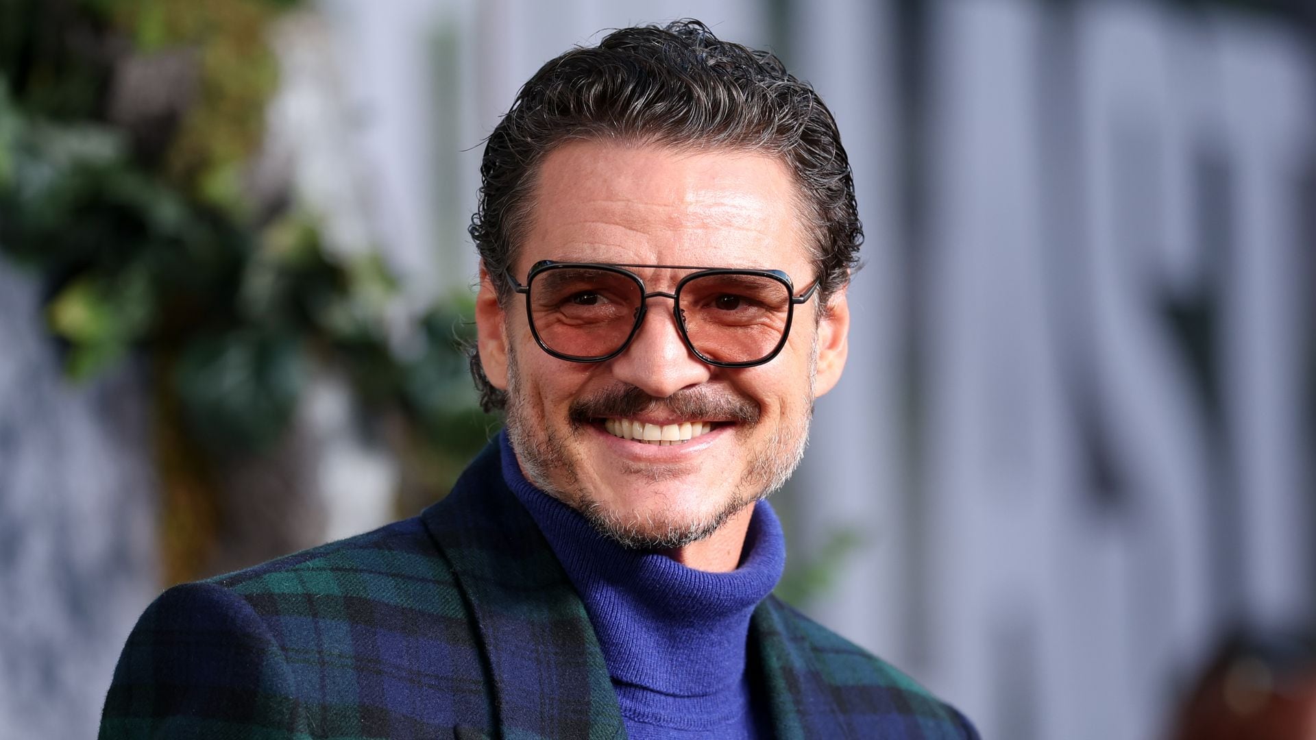 Pedro Pascal stuns locals by visiting a remote café