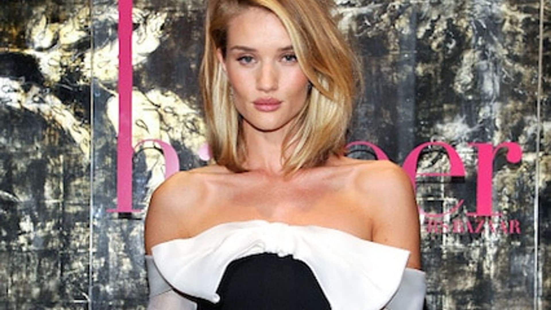 Rosie Huntington-Whiteley stuns in retro-inspired bow gown
