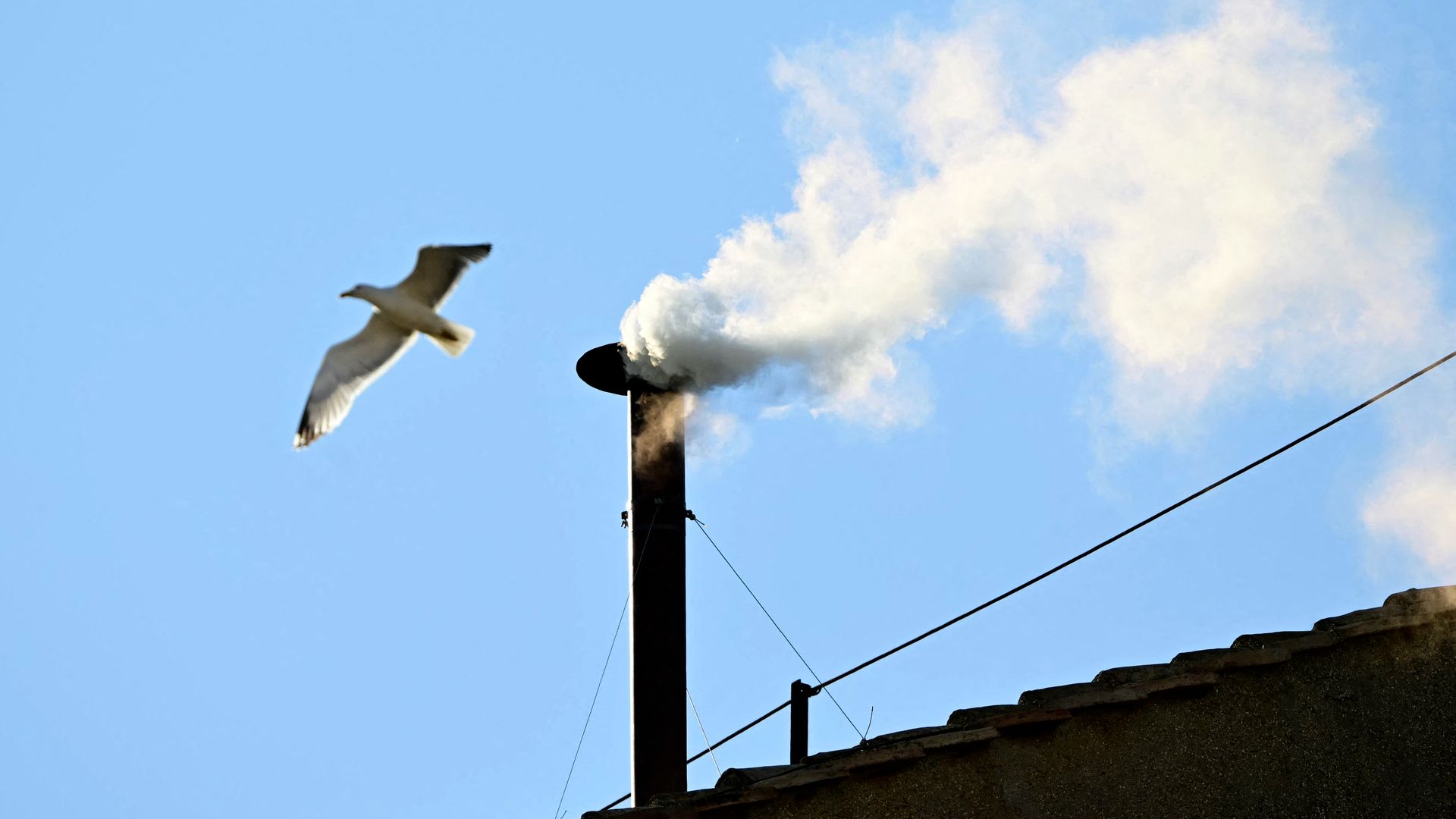 BREAKING NEWS: A new pope has been chosen — White smoke emerges from the Sistine Chapel