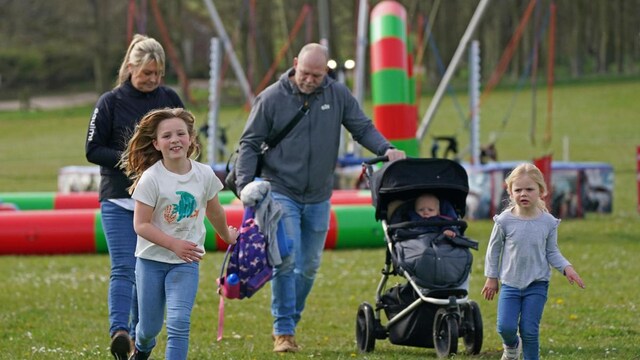 Queen Elizabeth great-grandkids' enjoy day out with parents