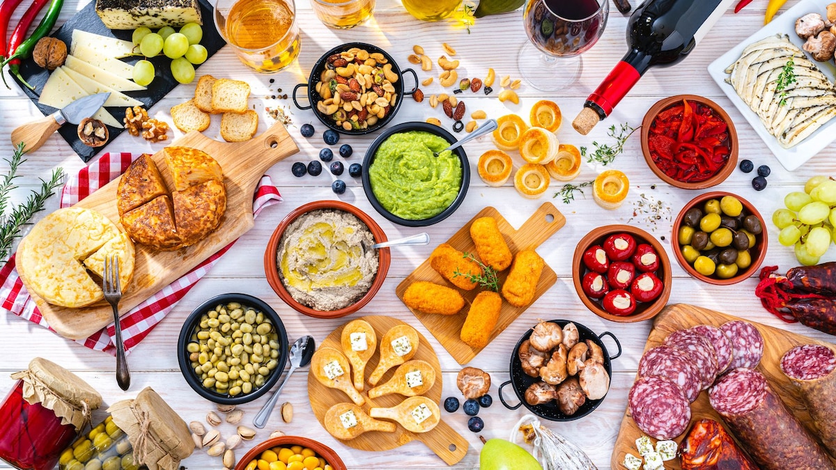 Puerto Rican snacks and drinks to serve during the 2026 Super Bowl Halftime Show