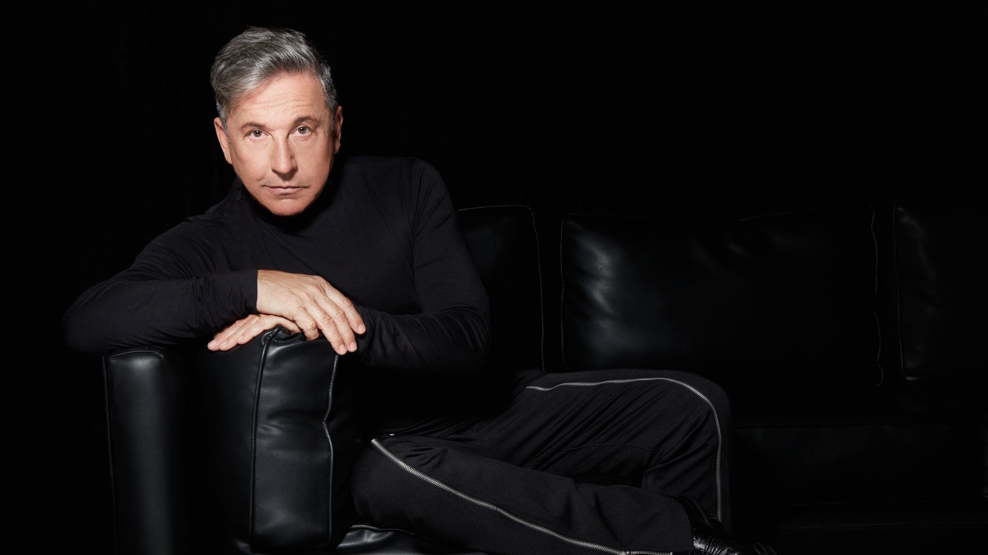 Ricardo Montaner 2 (Versión Montaner) is an unforgettable musical journey