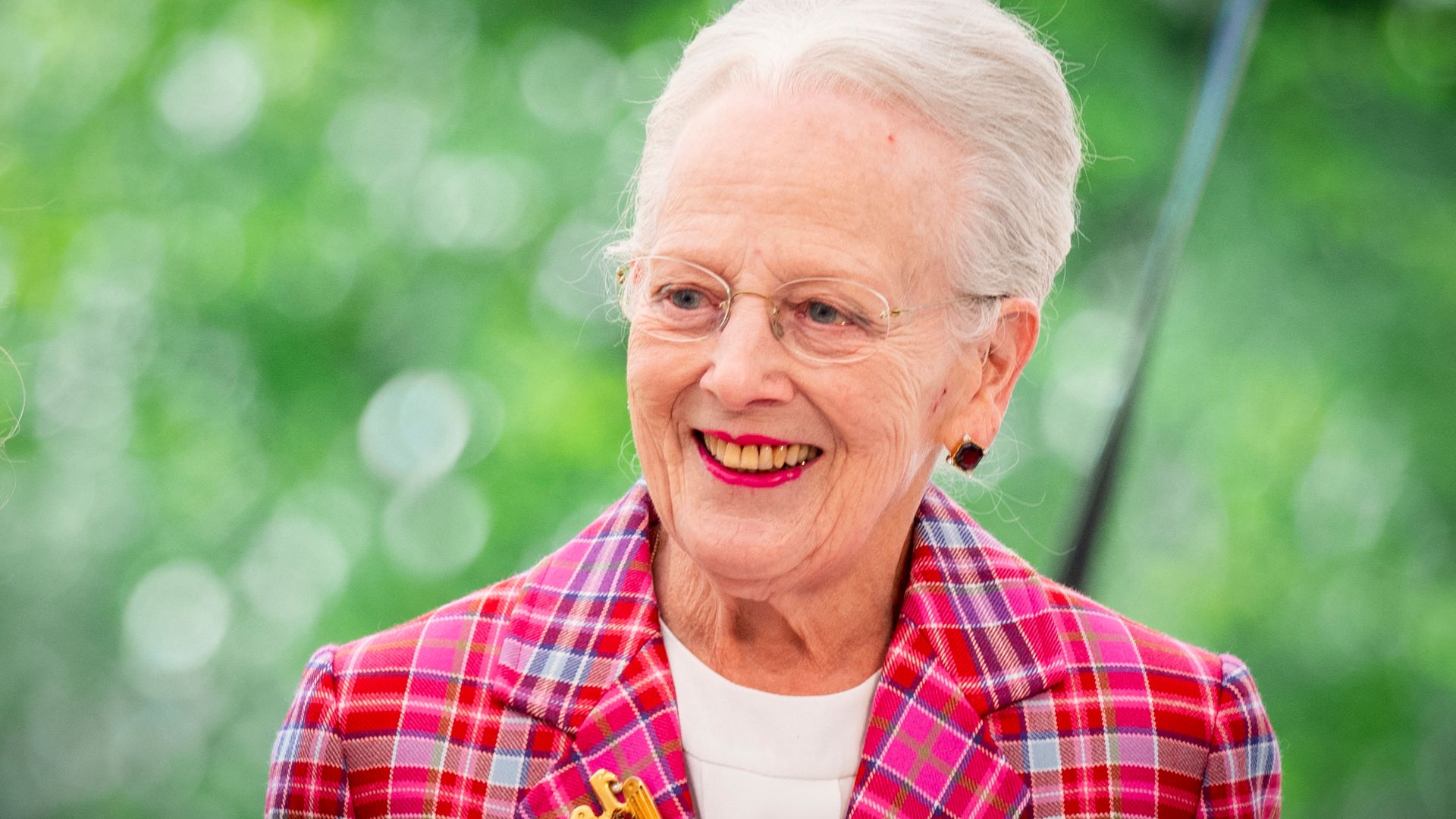 https://www.hola.com/us/horizon/landscape/3bec0954c78f-a-picture-taken-on-september-16-2024-shows-queen-margrethe-ii-of-denmark-at-the.jpg?im=Resize=(1200)