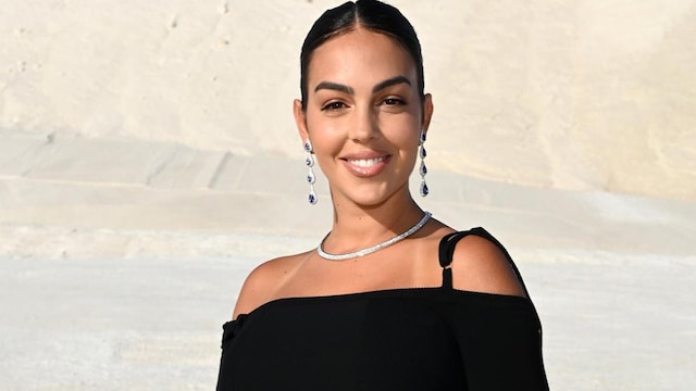 "Le Papier" Jacquemus' Fashion Show : Photocall In Arles