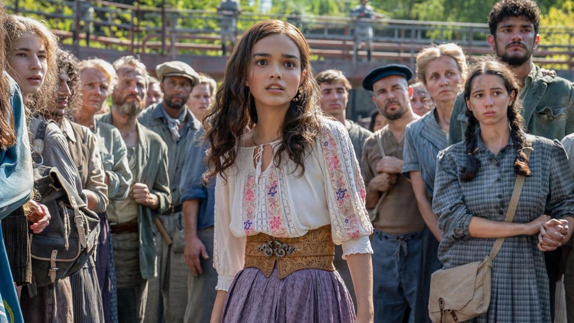 Watch Rachel Zegler’s debut in ‘The Hunger Games’ franchise
