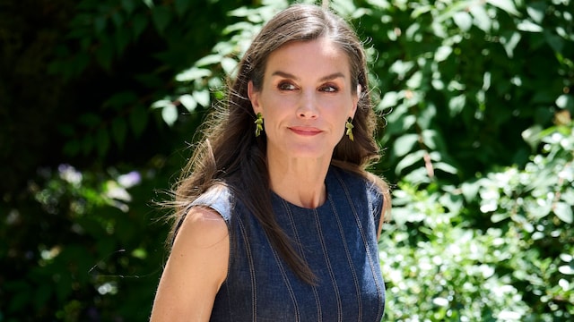 "Queen Letizia’s Chic Denim Dress & Red Heels Steal the Show in Barcelona"