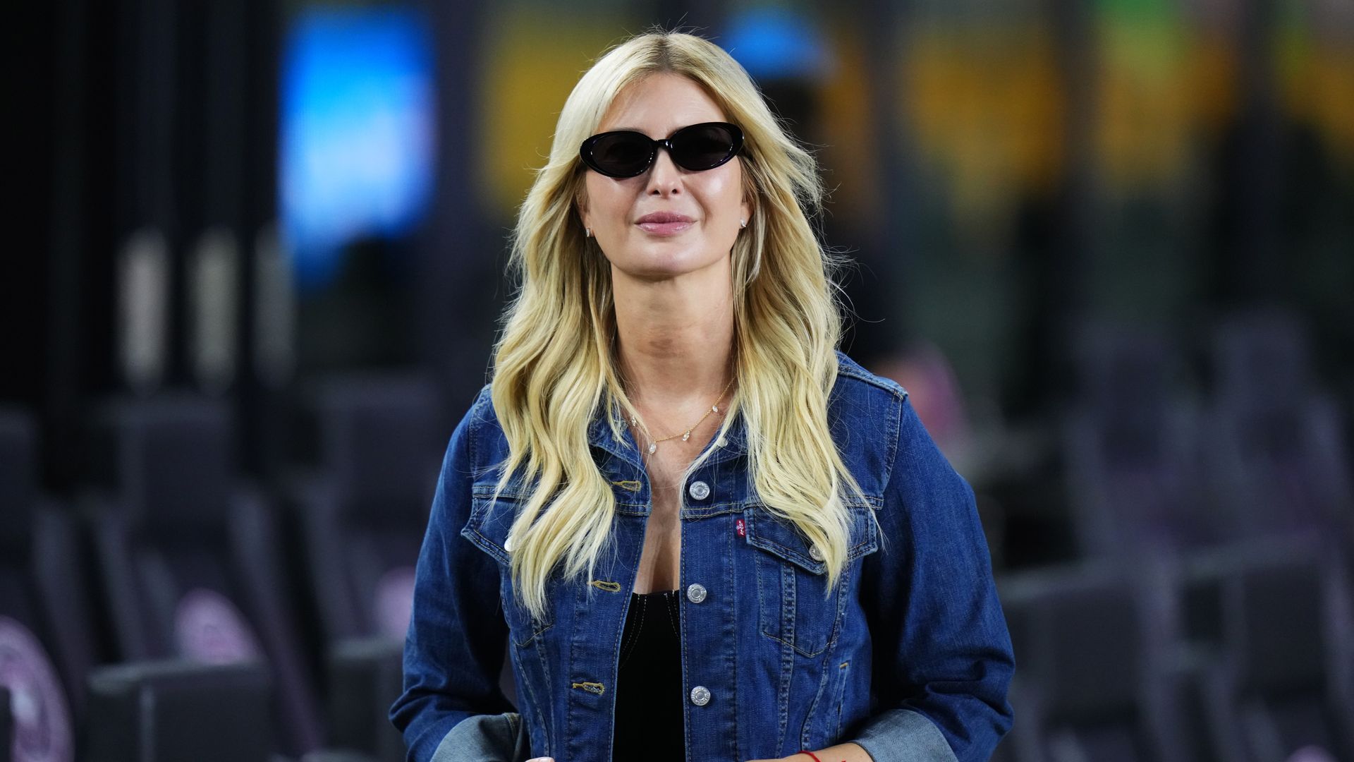 https://www.hola.com/us/horizon/landscape/3effd853b100-fort-lauderdale-florida-ivanka-trump-u-s-president-trumps-daughter-attends-the-2.jpg?im=Resize=(1200)