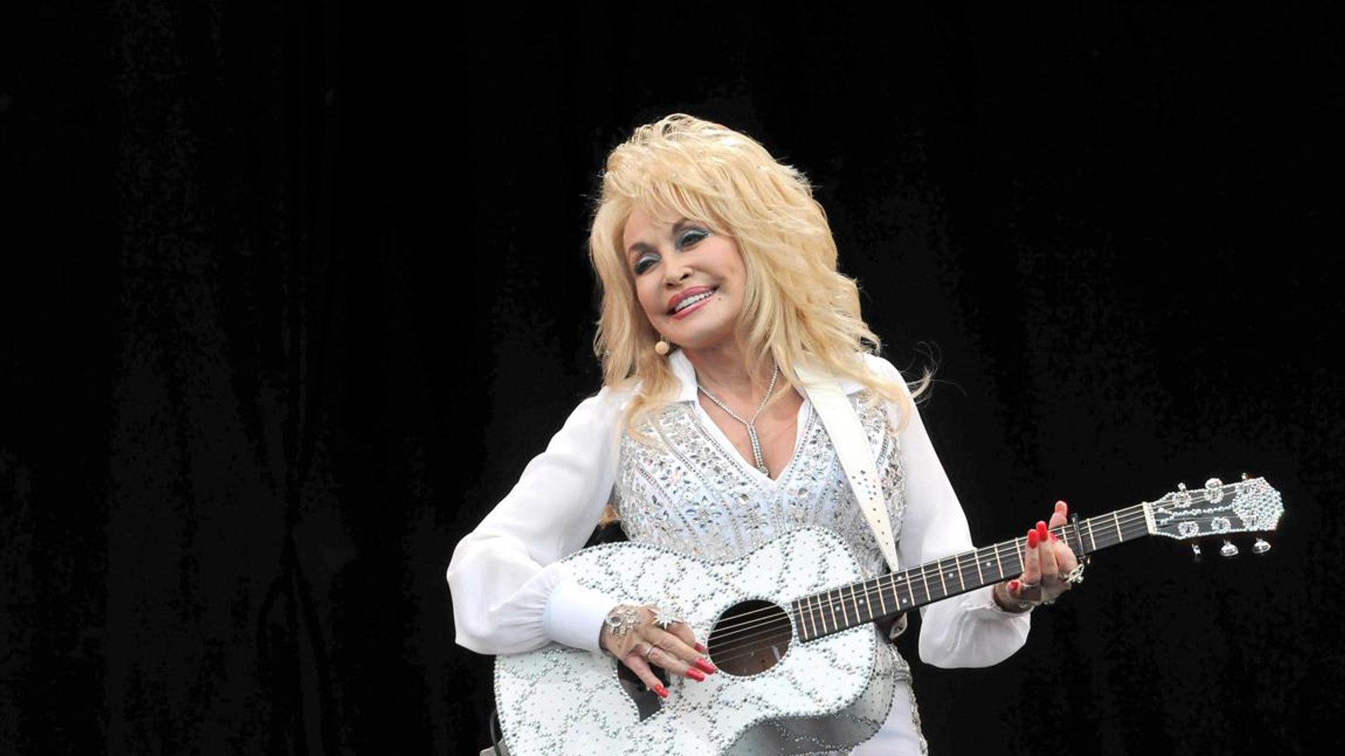 Dolly Parton still agonizes over turning down Elvis’ cover request