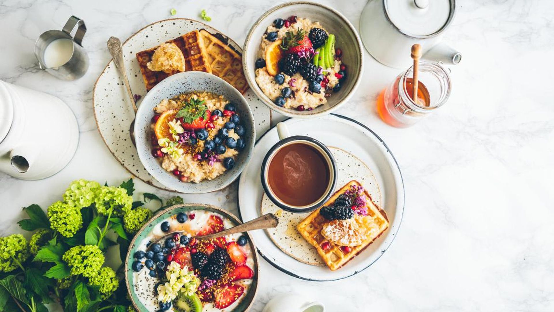 Start your day off right by avoiding these secretly sugary breakfast foods in 2023
