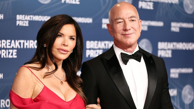 Lauren Sanchez and Jeff Bezos attend the 11th Breakthrough Prize Ceremony 