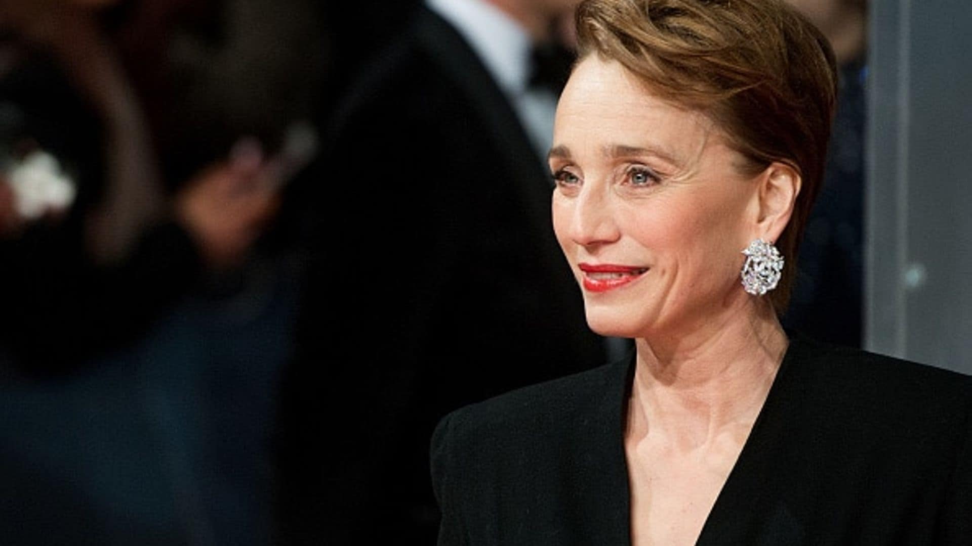 Kristin Scott Thomas receives her damehood from Queen Elizabeth