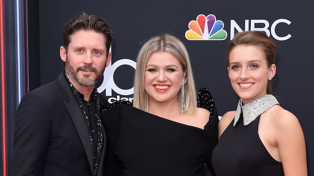 Host Kelly Clarkson (C), Brandon Blackstock and Savannah Blackstock attend the 2018 Billboard Music Awards at MGM Grand Garden Arena on May 20, 2018 in Las Vegas, Nevada.  (Photo by Axelle/Bauer-Griffin/FilmMagic)