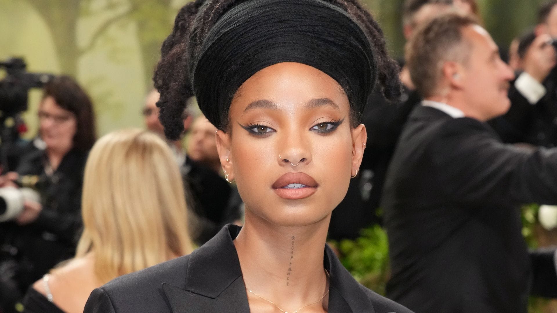 WATCH: Willow Smith excitedly meets beloved Nigerian musician Seun Kuti