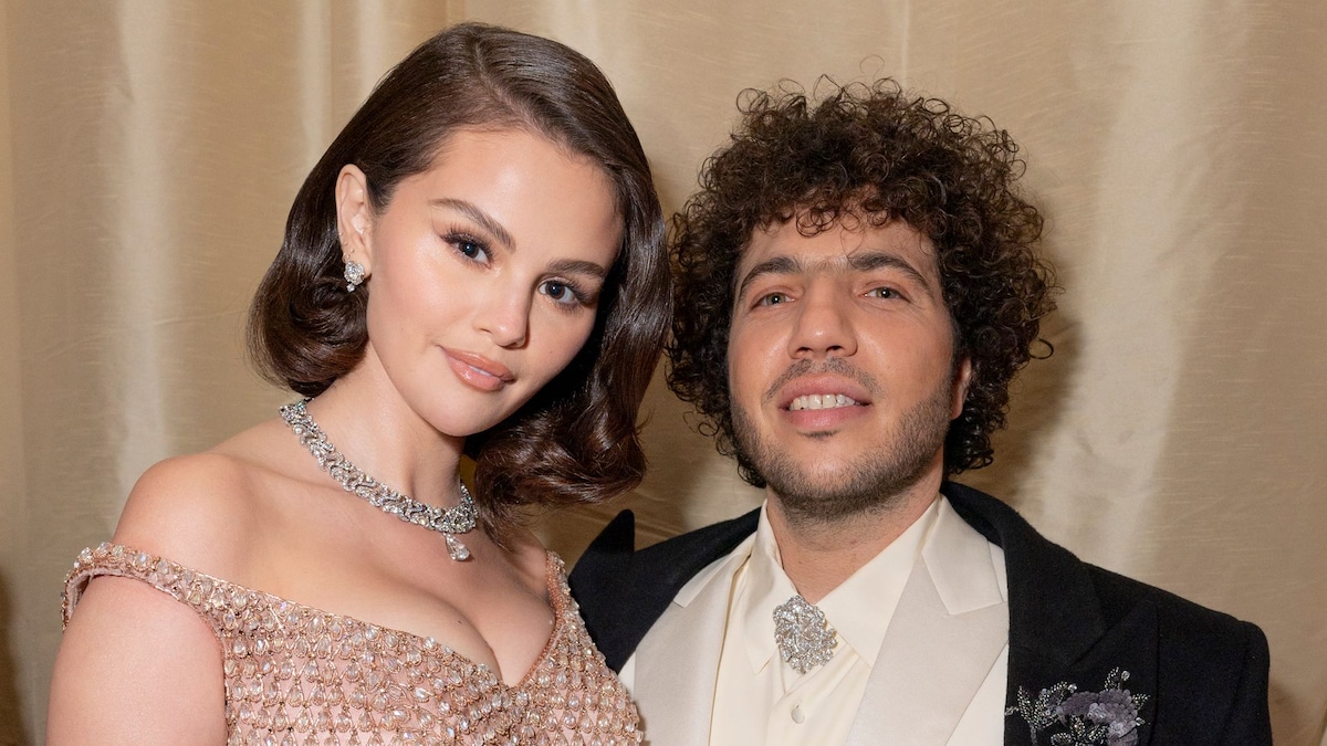 https://www.hola.com/us/horizon/landscape/476a07ae51b5-hollywood-california-selena-gomez-and-benny-blanco-attend-the-97th-annual-oscars.jpg?im=Resize=(1200)