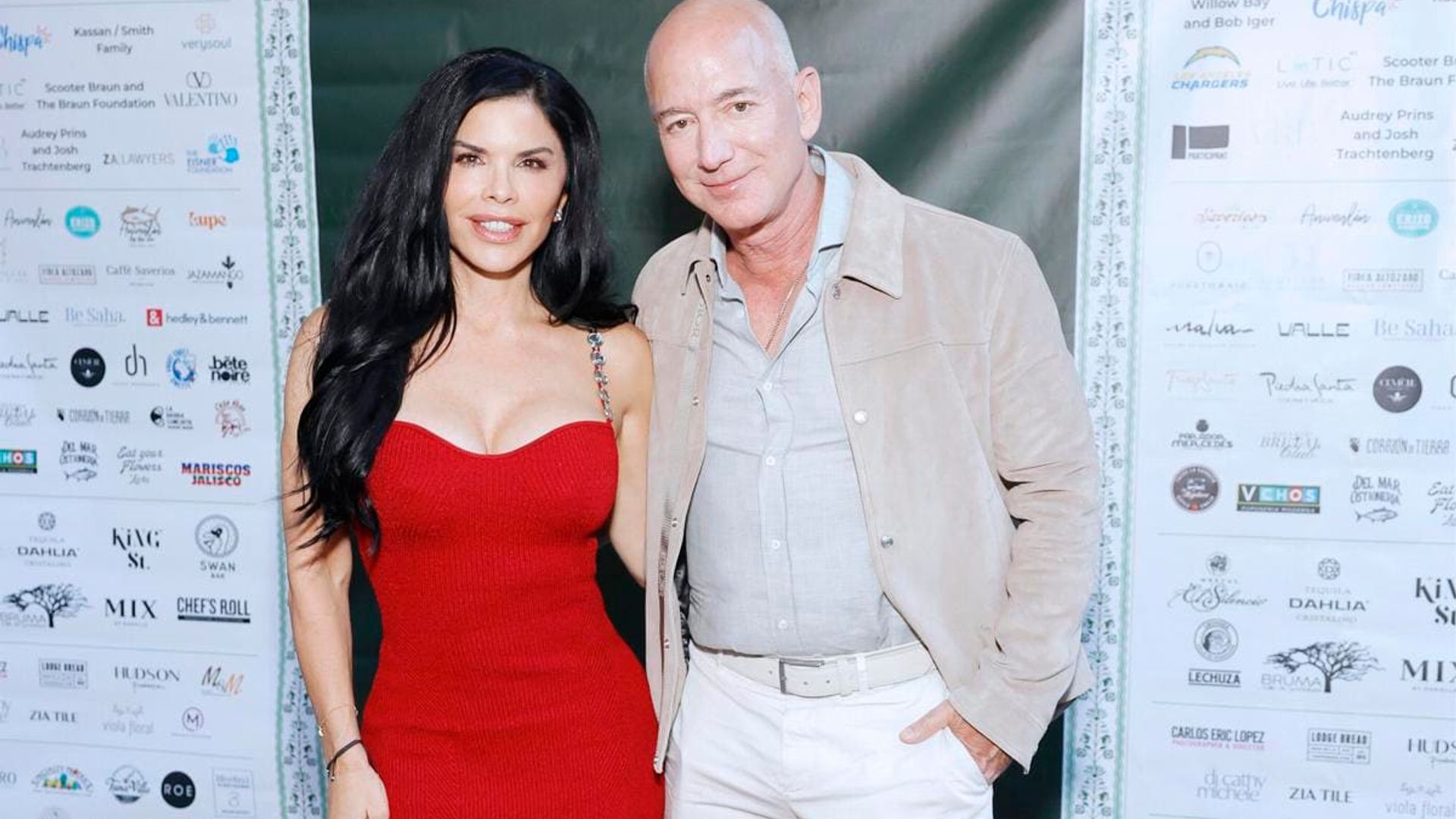 Lauren Sánchez, with Jeff Bezos by her side, was honored at the ‘This Is About Humanity’ Event