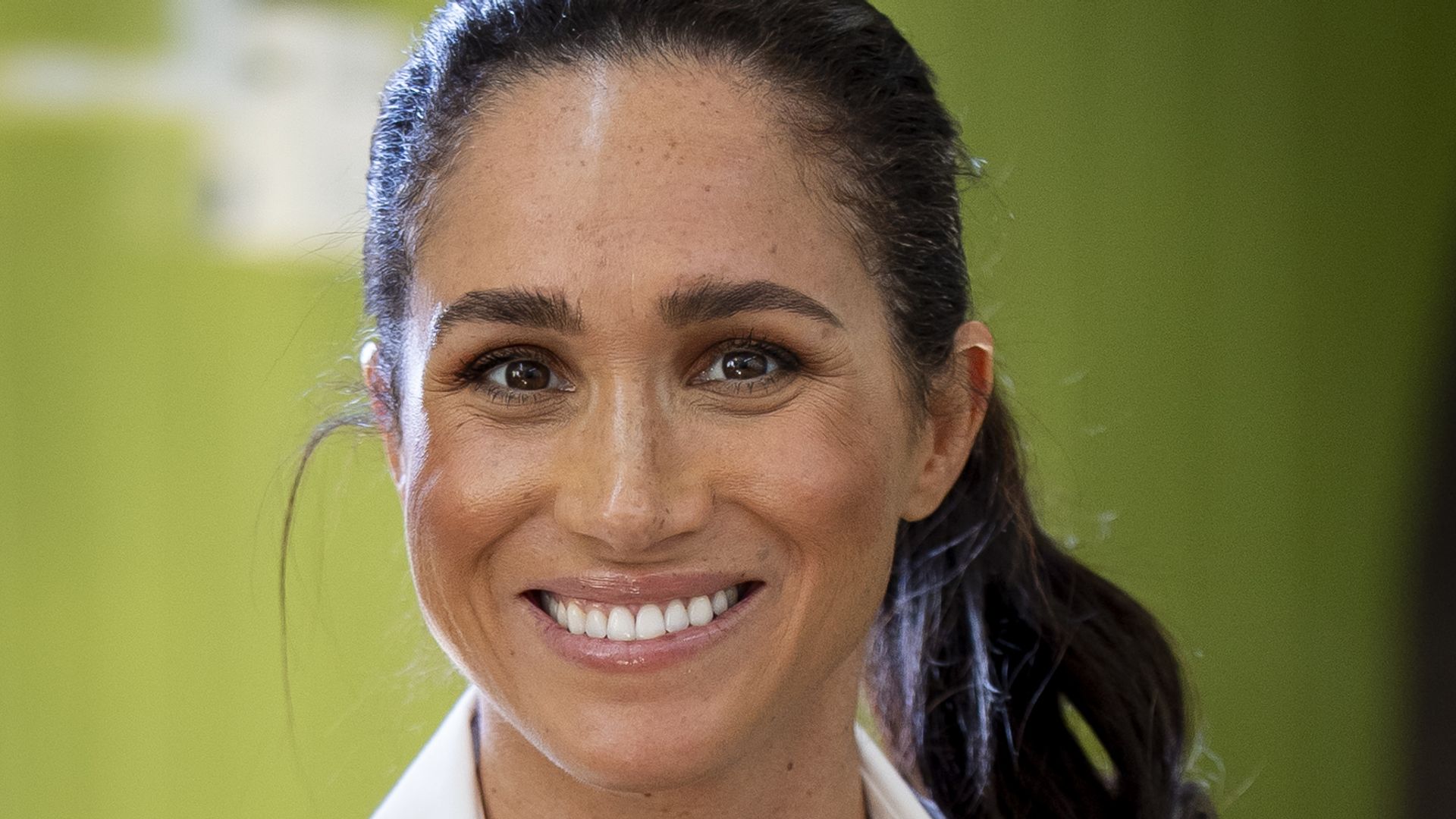 Meghan Markle goes makeup-free as she rolls out her latest holiday project