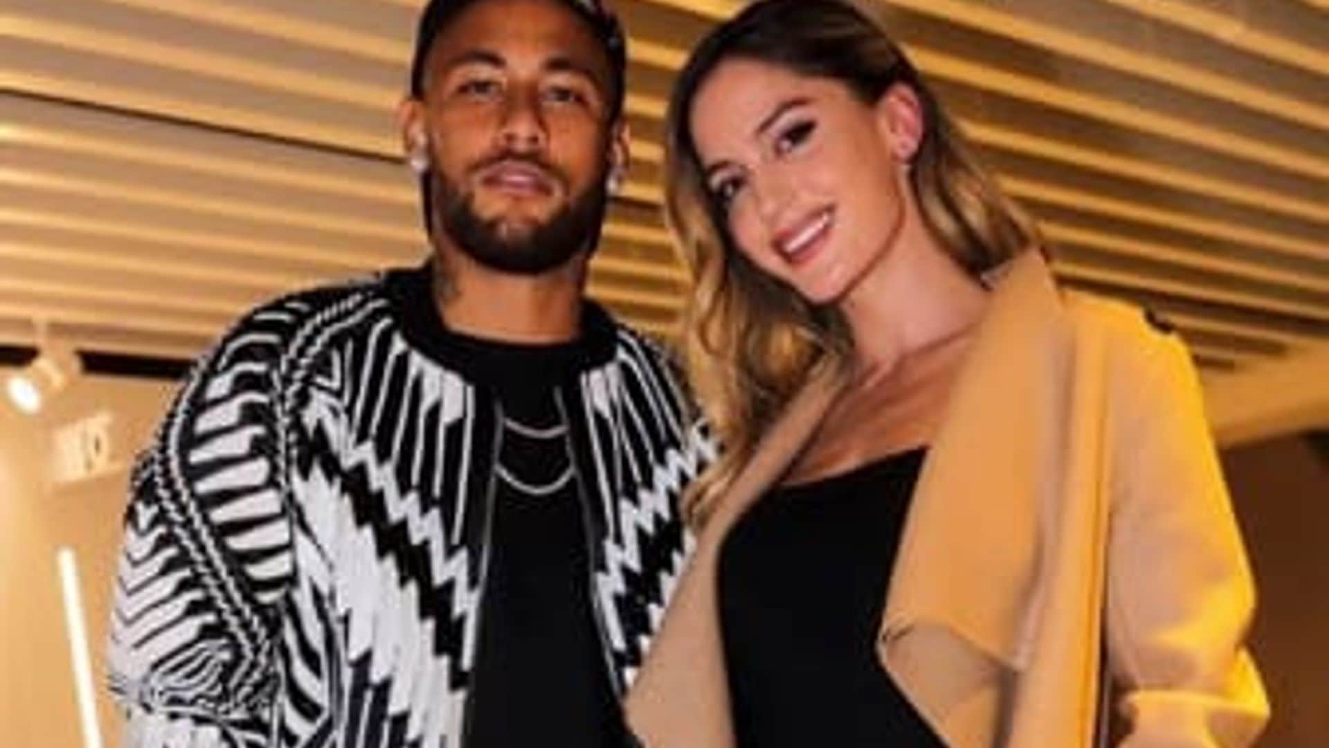 Neymar and Natalia Barulích mark relationship milestone with new photos