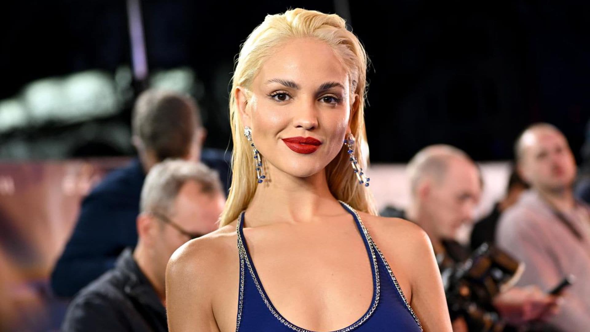 Eiza González embodies summer goals in new bikini pic