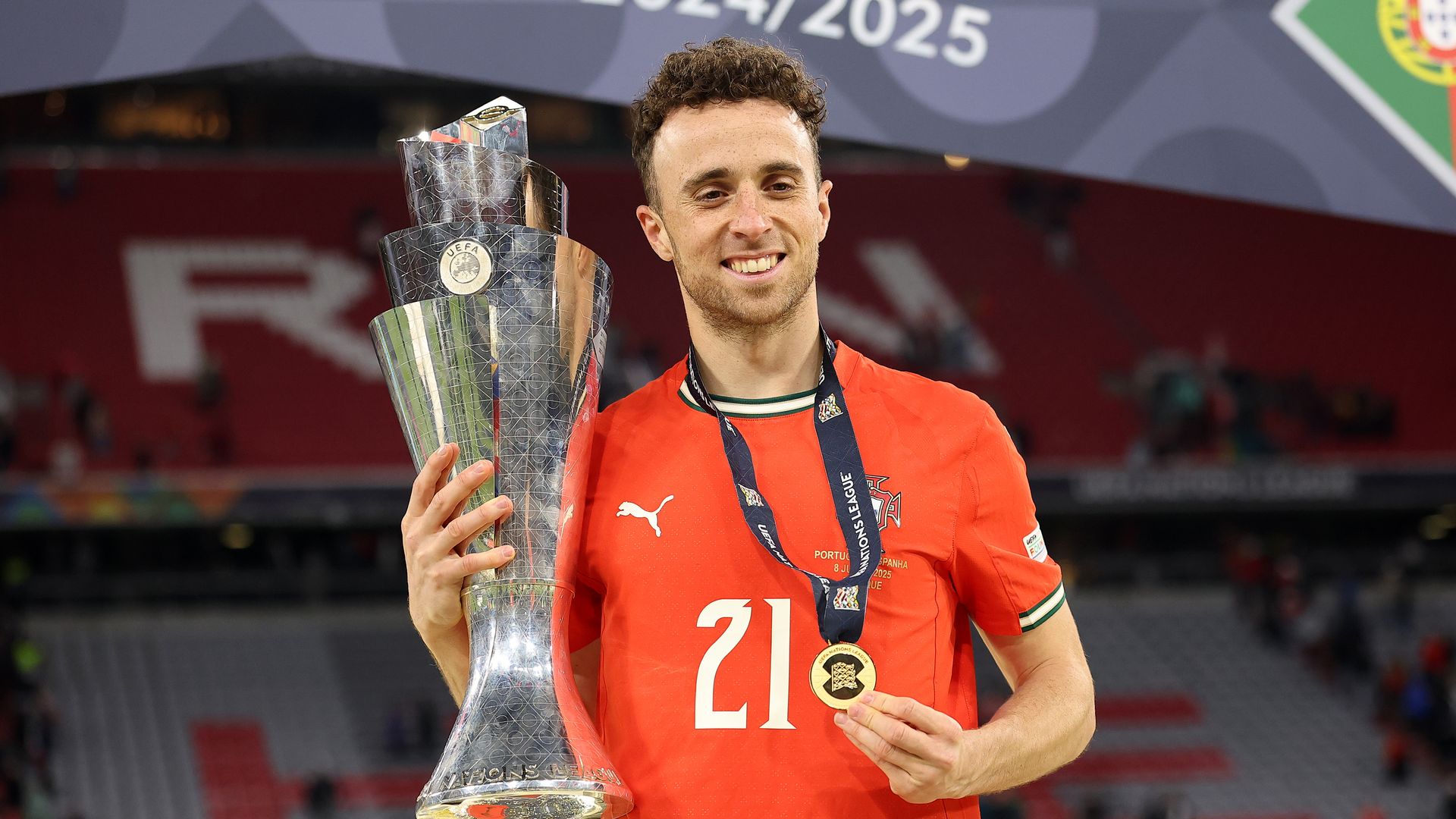 Soccer player Diogo Jota dies two weeks after getting married; Cristiano Ronaldo reacts