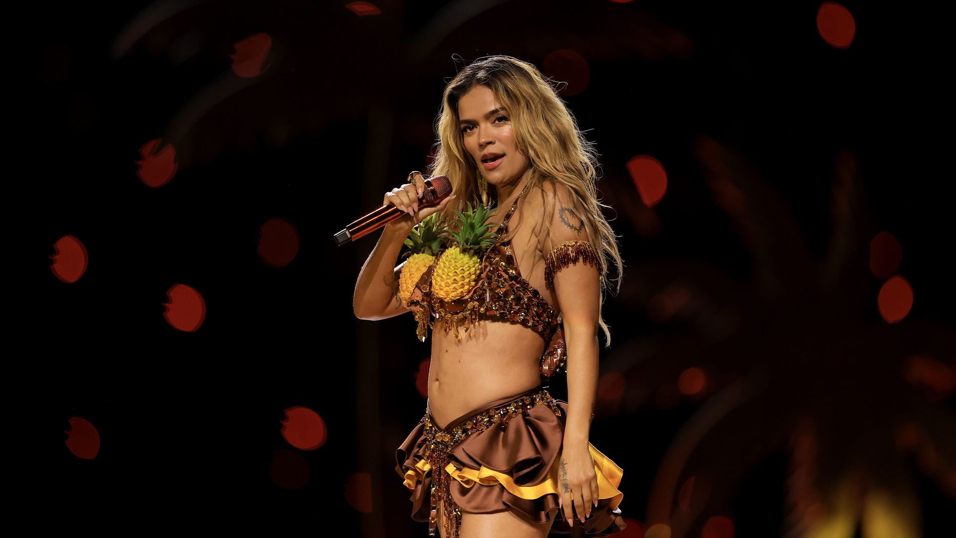  Karol G performs during Halftime of the game between the Kansas City Chiefs and the Los Angeles Chargers at Arena Corinthians on September 05, 2025 in Sao Paulo, Brazil. (Photo by Buda Mendes/Getty Images)