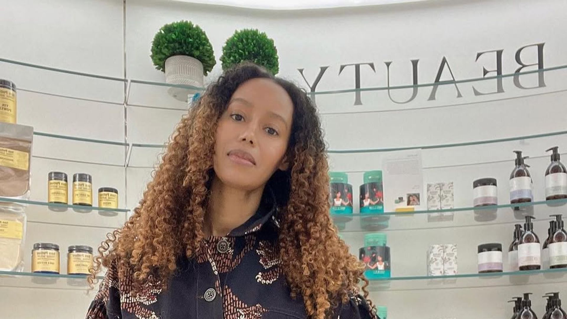 Jazmin Alvarez of Pretty Well Beauty is redefining solo entrepreneurship in New York City