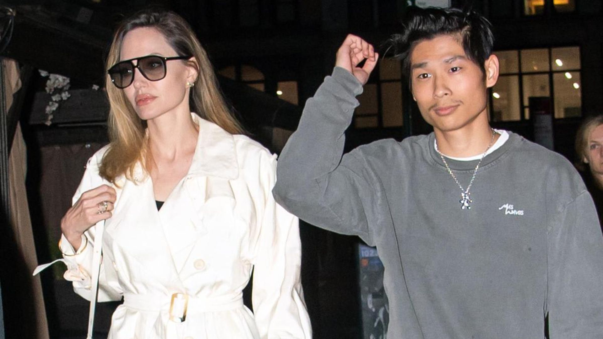 Angelina Jolie goes blonde! Check out her new look