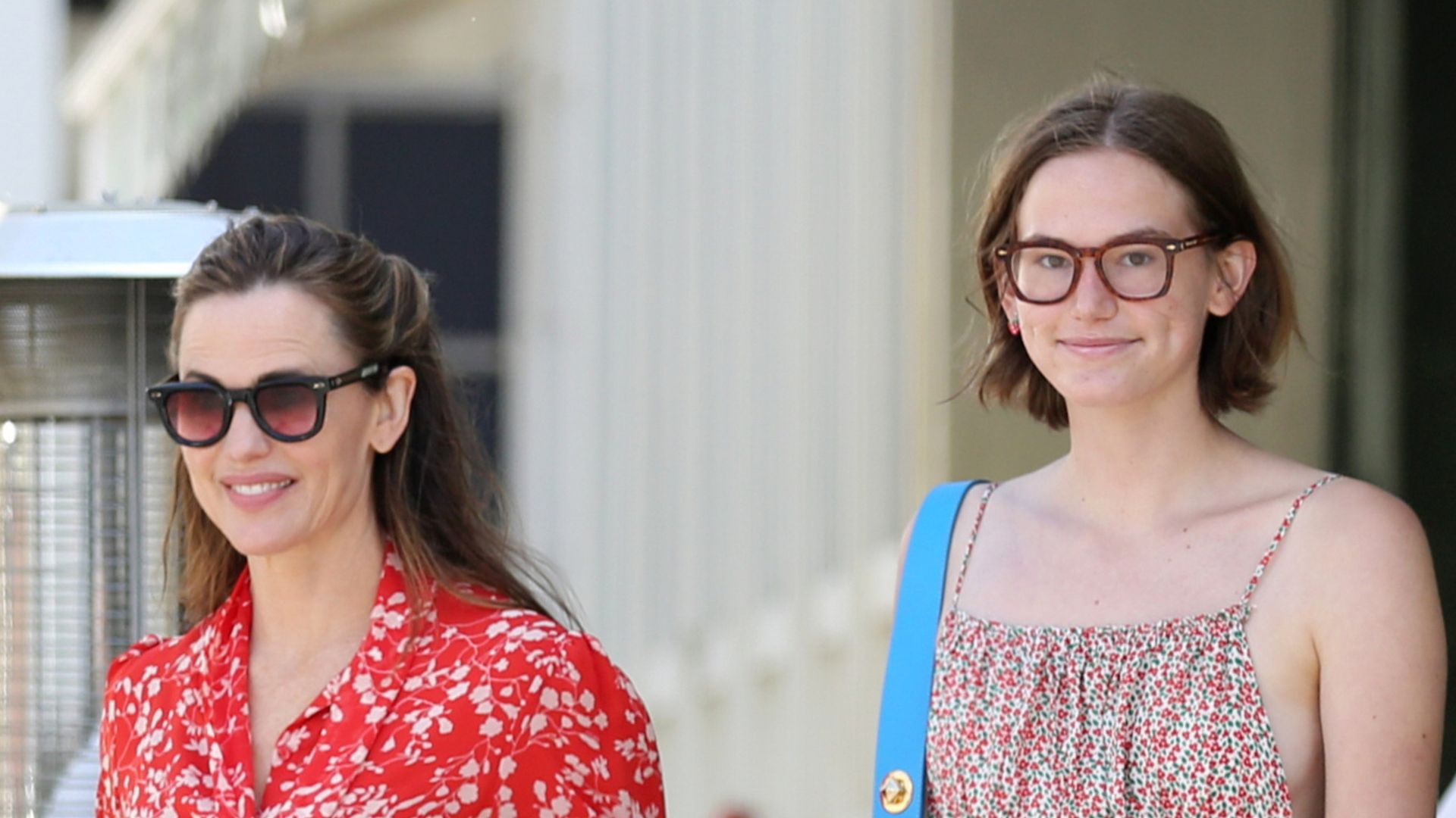 Jennifer Garner and her mini-me Violet step out after heartbreaking family loss