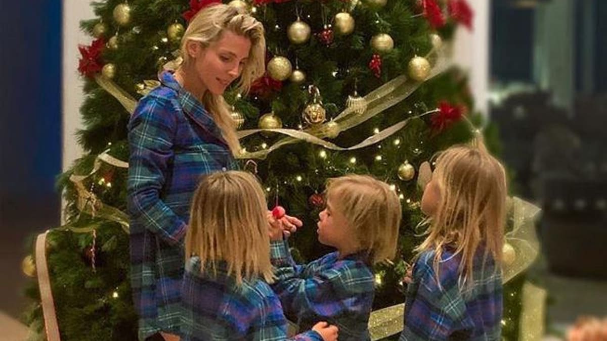 Elsa Pataky and Chris Hemsworth kids, ready for Christmas
