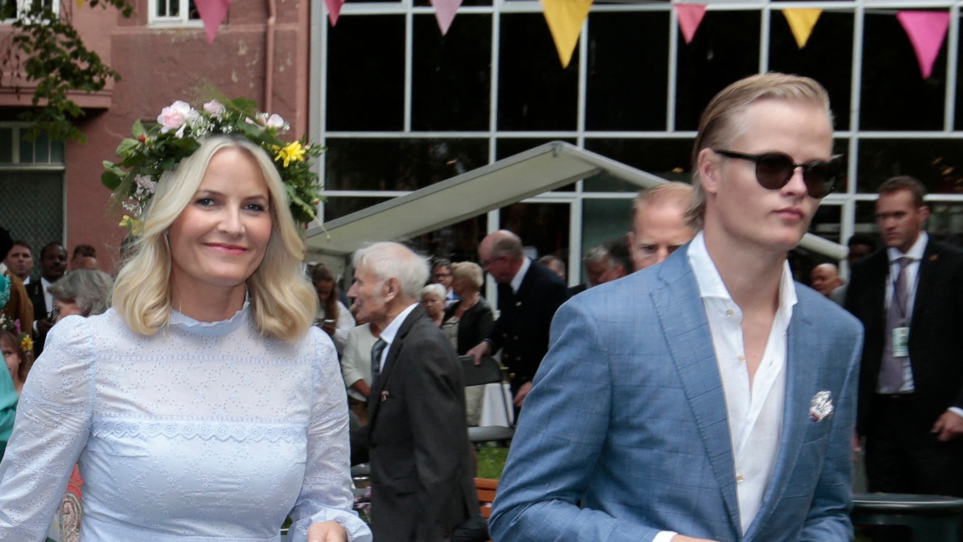 https://www.hola.com/us/horizon/landscape/50abffc369fa-picture-taken-on-june-23-2016-in-trondheim-norway-shows-marius-borg-hc3b8iby-n.jpg?im=Resize=(1200)