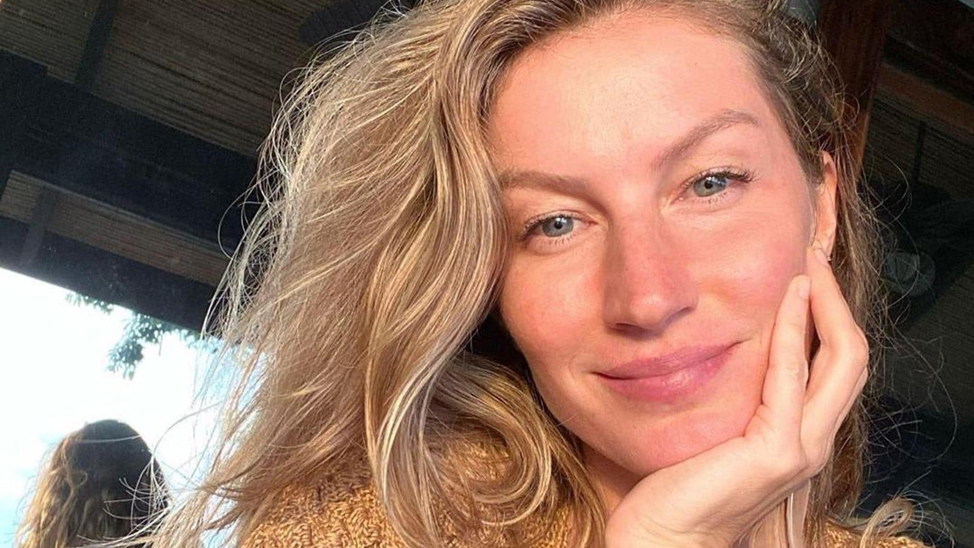 Gisele Bundchen shows her zen goddess look for her meditation session