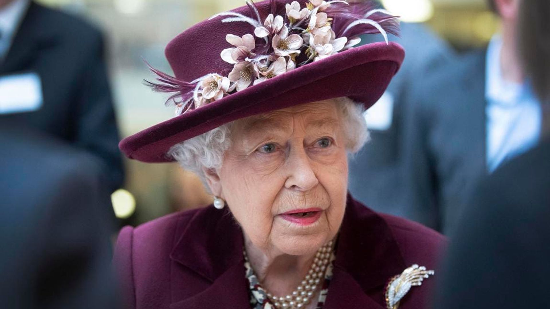 Queen Elizabeth to leave London early amid coronavirus pandemic