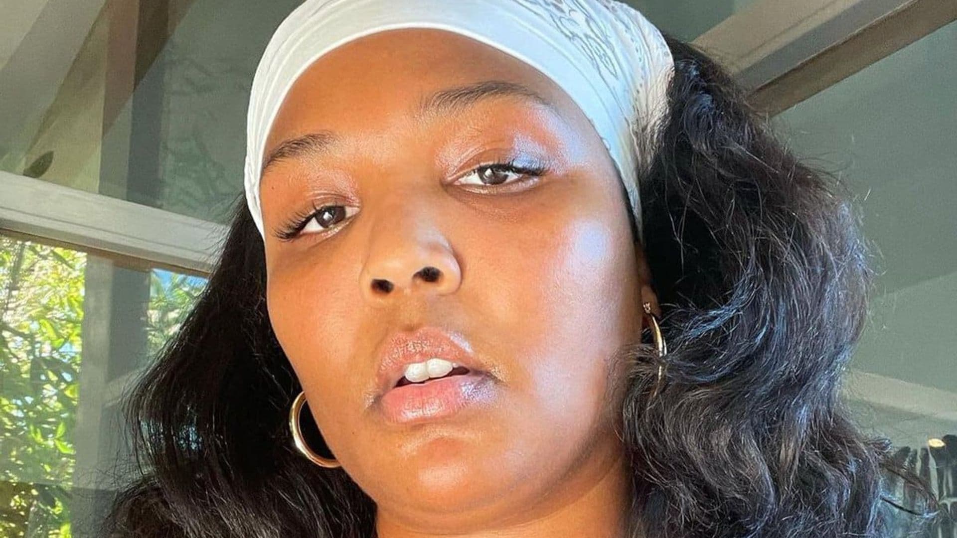 Lizzo sings while running on a treadmill: ‘I’m doing this for all the big girls’