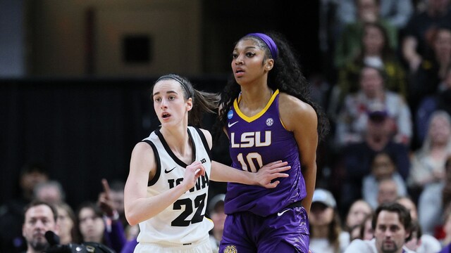 Caitlin Clark #22 of the Iowa Hawkeyes and Angel Reese #10 of the LSU Tigers during the finals of the NCAA Women's Basketball Tournament - Albany Regional at MVP Arena on April 01, 2024 in Albany, New York. (Photo by Andy Lyons/Getty Images)