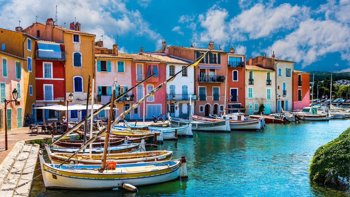 8 fairytale towns in France that look straight out of a storybook