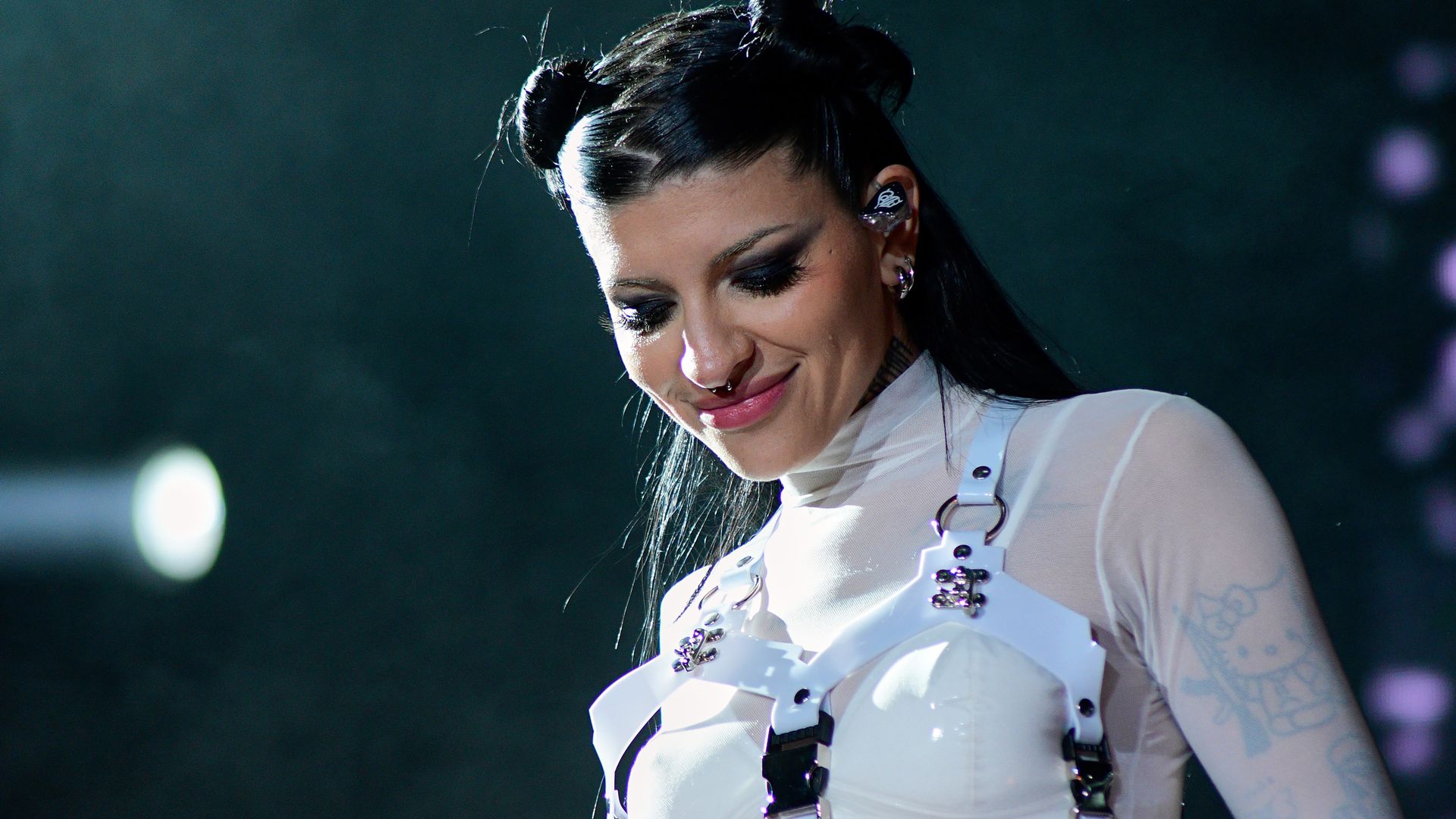 Cazzu throws a subtle dig at Nodal during her Latinaje Tour stop in Buenos Aires