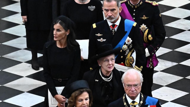 Royal tests positive for COVID-19 days after Queen Elizabeth's funeral