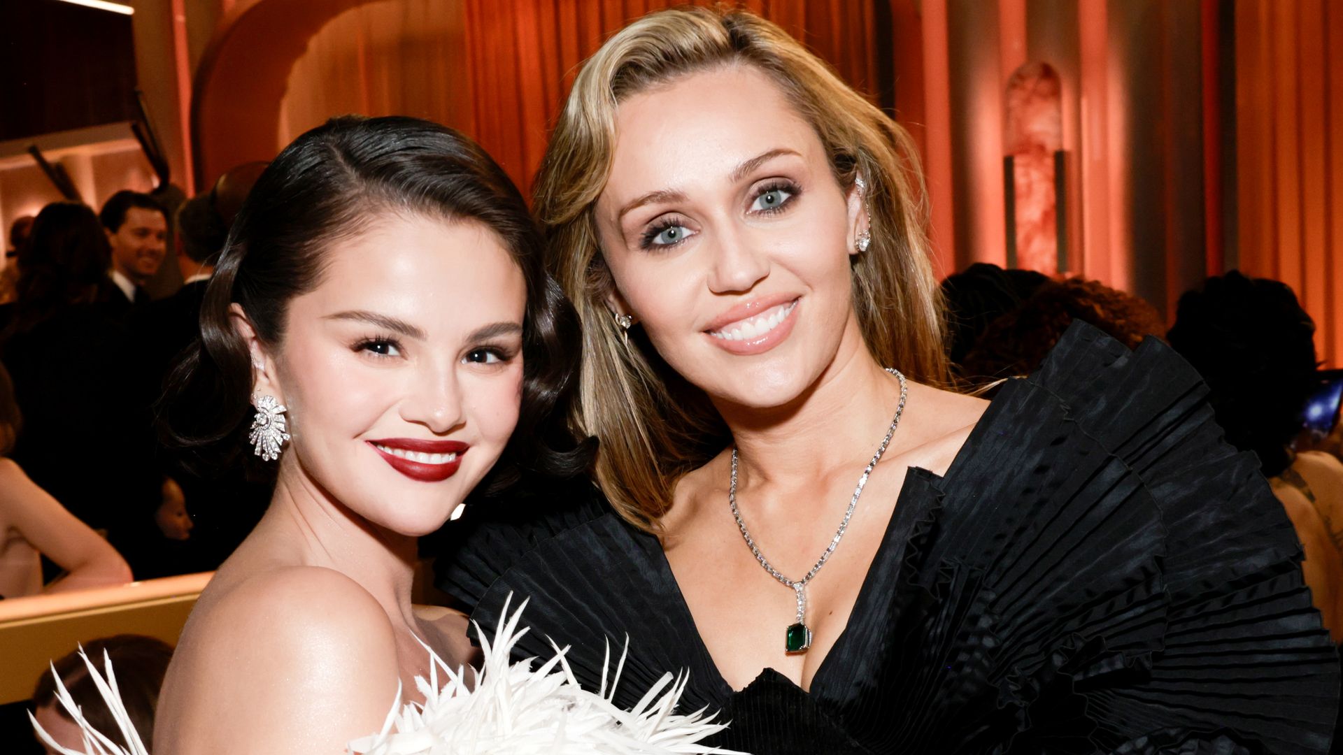 Selena Gomez celebrates Miley Cyrus and Ariana Grande with 'Powerpuff Girls' tribute after Golden Globes