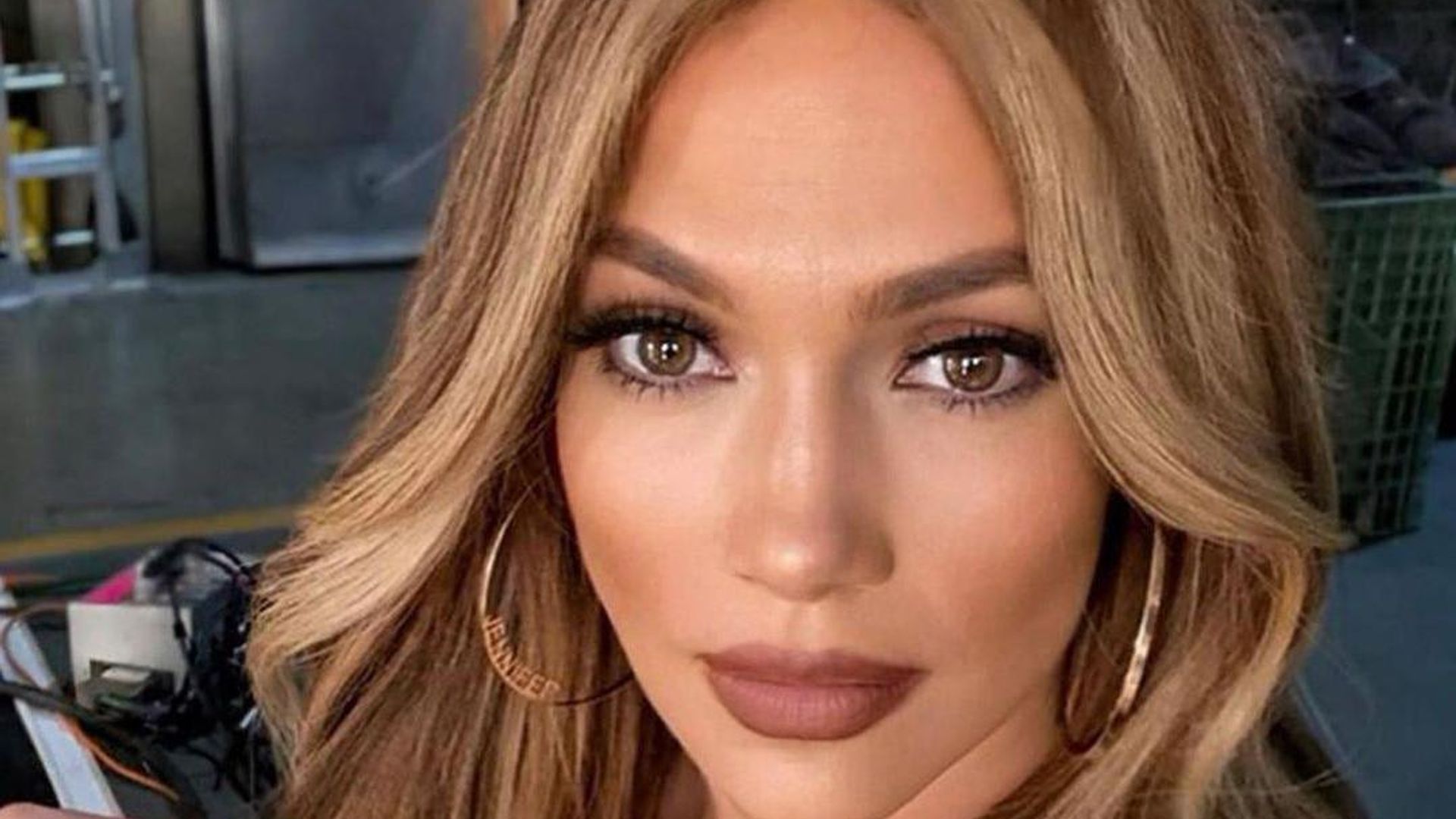 JLo shows off incredibly toned legs in latest black and white look proving she’s ageless