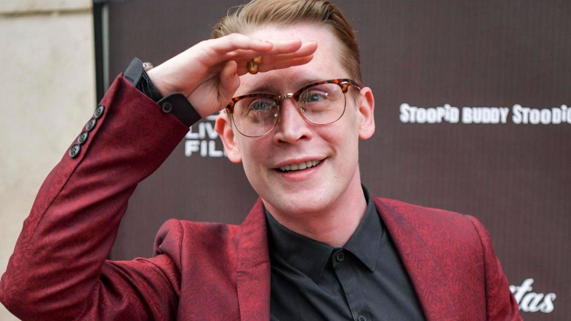 Macaulay Culkin surprises fans recreating ‘Home Alone’ moment
