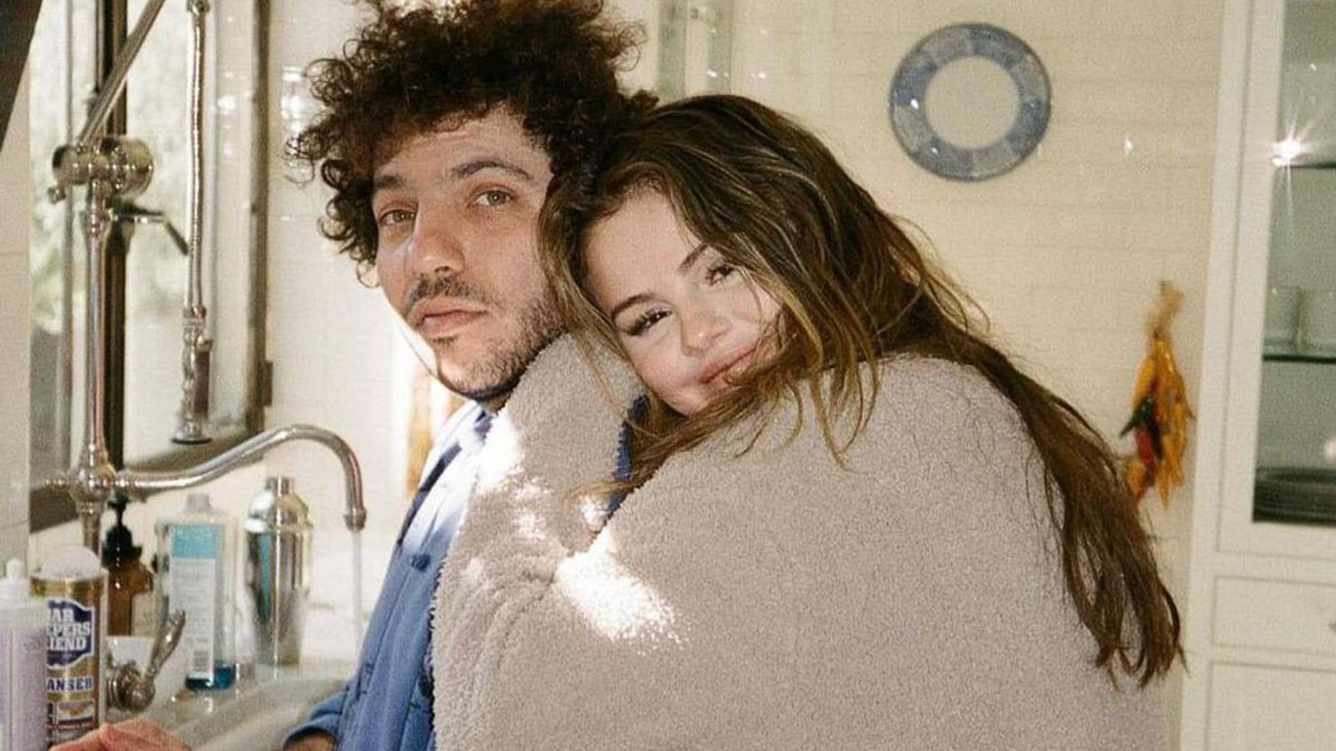Selena Gomez wears white swimsuit while on vacation with boyfriend Benny Blanco