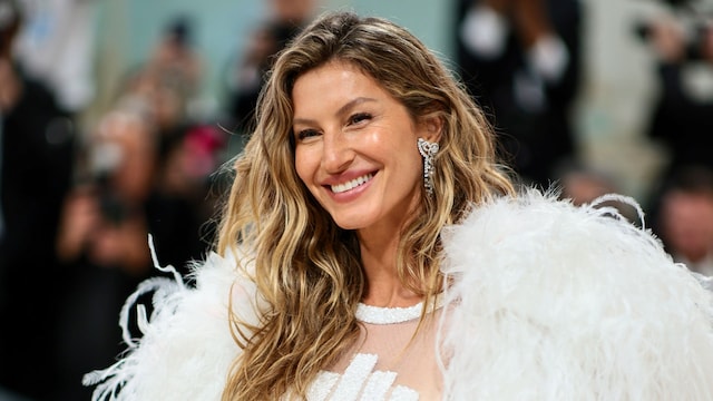 Gisele Bundchen attends The 2023 Met Gala Celebrating "Karl Lagerfeld: A Line Of Beauty" 