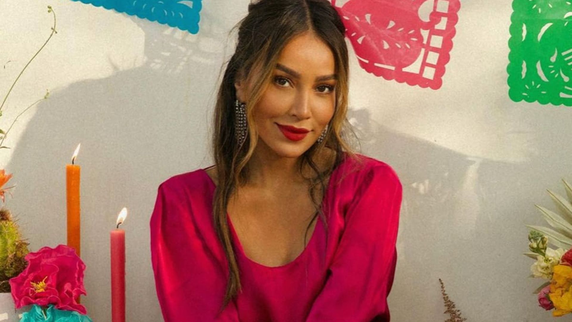 Julie Sari ana Named Top 100 Latina Powerhouse 2022 julie-sari-ana-named-top-100-latina-powerhouse-2022