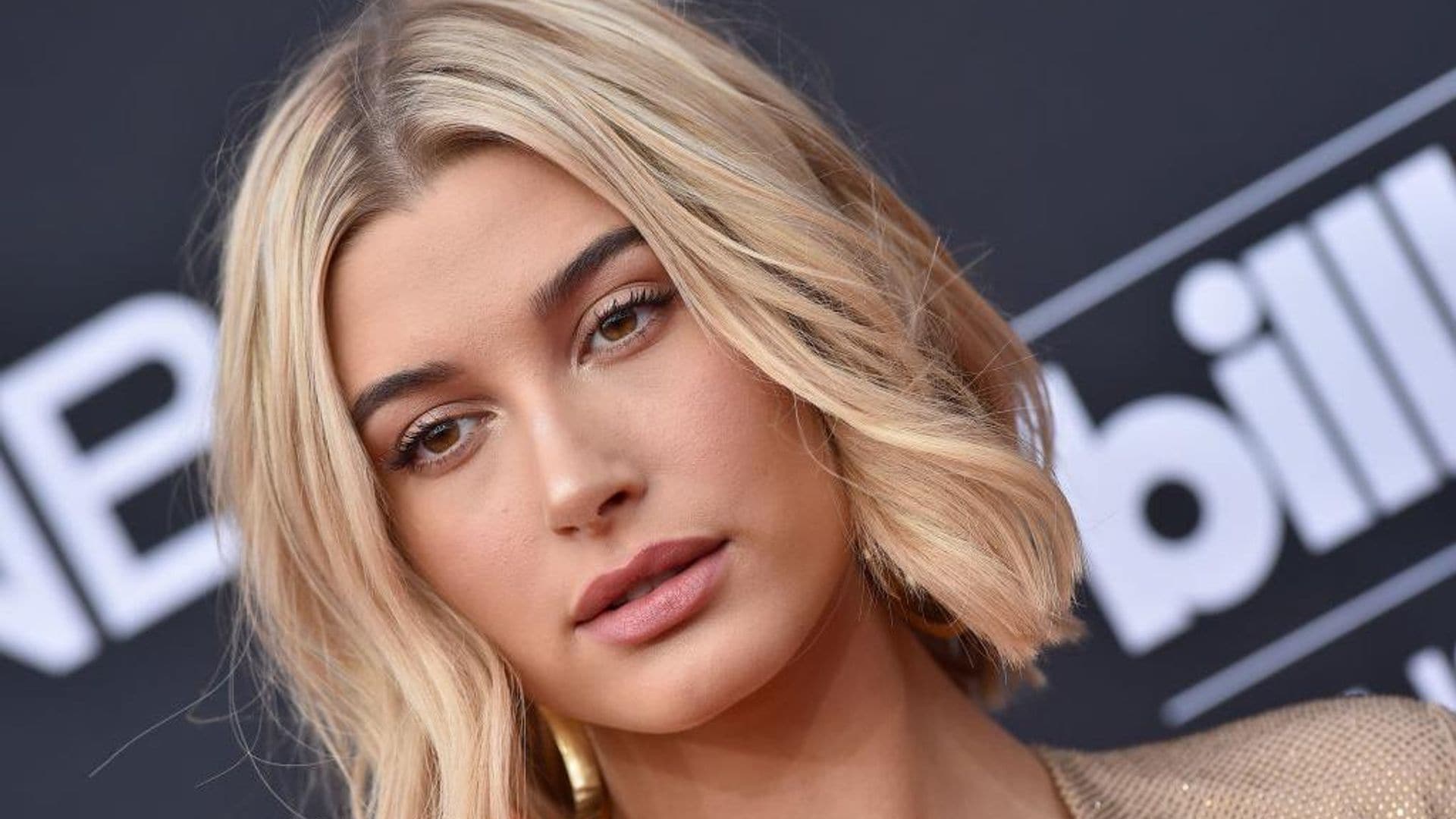 Get Hailey Baldwin's natural 'no makeup' look with these 5 tips