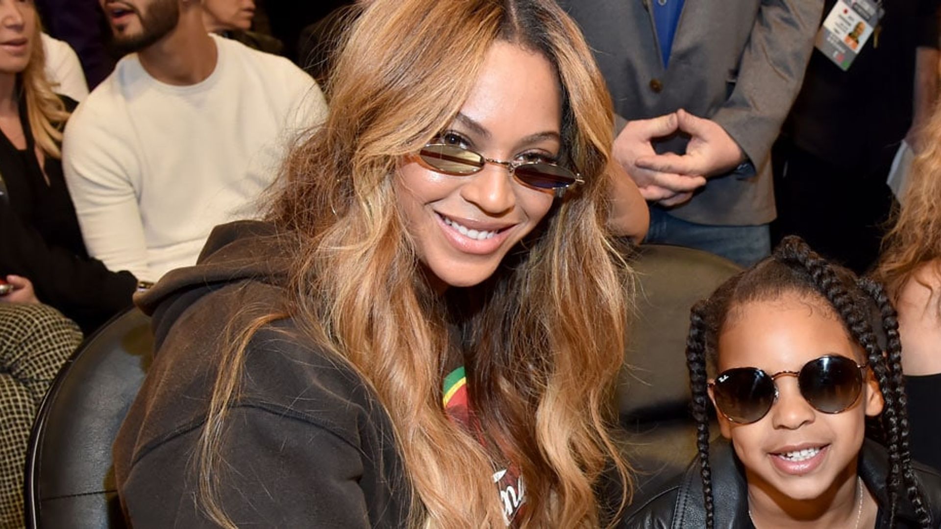Beyoncé and Blue Ivy have fans seeing double – see the fabulous pic!