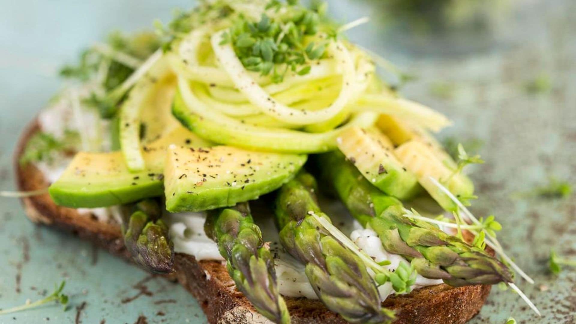 15 foods that will help lower anxiety