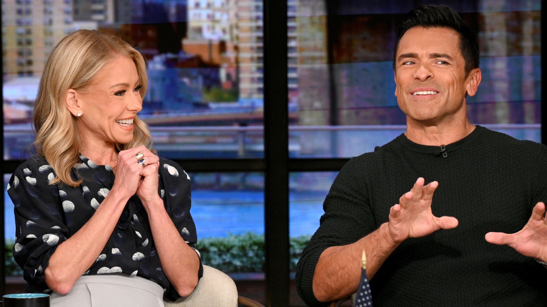 Kelly Ripa shuts down Mark Consuelos' wild theory with perfect comeback
