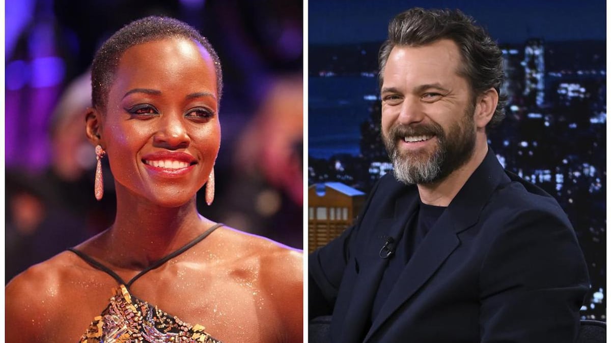 Lupita Nyong’o and Joshua Jackson pack on PDA in Mexico